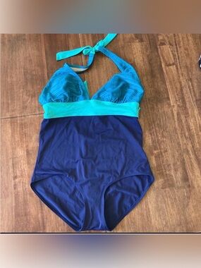 Islander Halter Tie Swimsuit Size 16